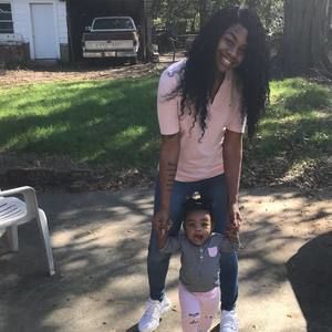 Meet your Posher, Mandie